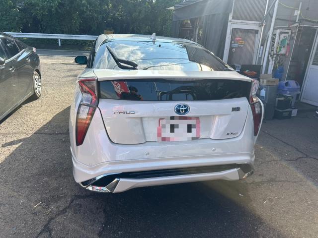 トヨタ　50プリウス 　モデリスタエアロ交換　ホイール交換　ZVW55【岡山県岡山市　東区・中区・北区・赤磐市・瀬戸内市で持込でのタイヤ交換・ドライブレコーダー・ナビ等のパーツ取付・カスタムの事ならエヌアンドエスオートへお任せ】下さい！】
