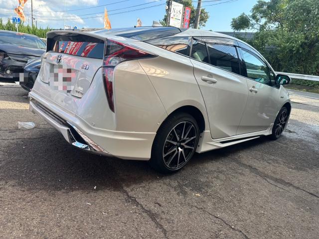 トヨタ　50プリウス 　モデリスタエアロ交換　ホイール交換　ZVW55【岡山県岡山市　東区・中区・北区・赤磐市・瀬戸内市で持込でのタイヤ交換・ドライブレコーダー・ナビ等のパーツ取付・カスタムの事ならエヌアンドエスオートへお任せ】下さい！】