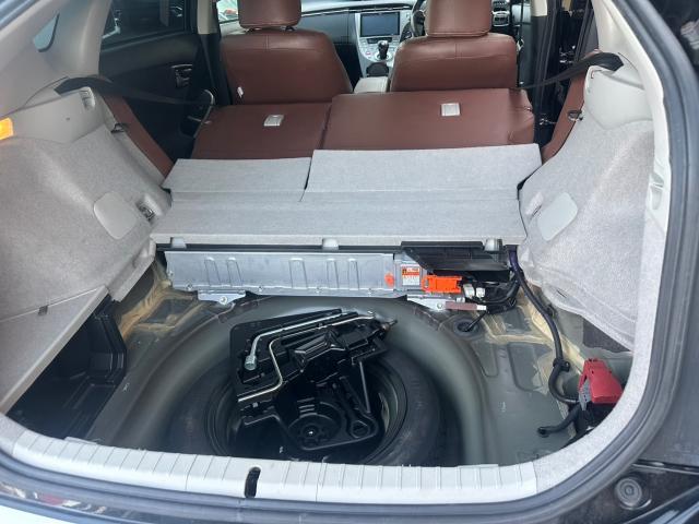 トヨタ　30プリウス 　ハイブリッドバッテリー　交換　ZVW30【岡山県岡山市　東区・中区・北区・赤磐市・瀬戸内市で持込でのタイヤ交換・ドライブレコーダー・ナビ等のパーツ取付・カスタムの事ならエヌアンドエスオートへお任せ】下さい！】