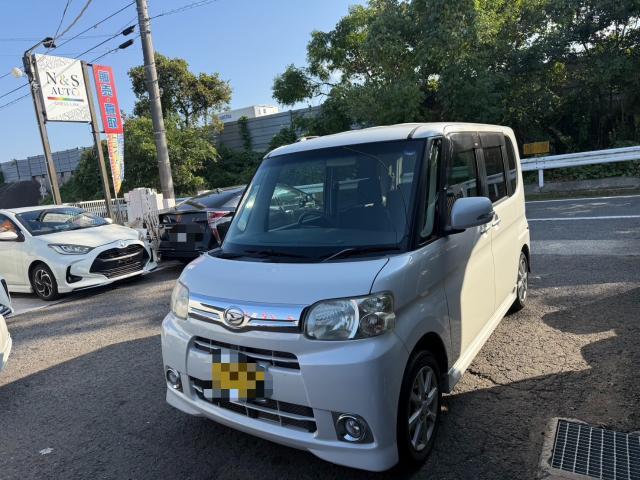 ダイハツ　タント　バッテリー交換　フロント右ワイパー交換　L375S【岡山県岡山市　東区・中区・北区・赤磐市・瀬戸内市で持込でのタイヤ交換・ドライブレコーダー・ナビ等のパーツ取付・カスタムの事ならエヌアンドエスオートへお任せ】下さい！】