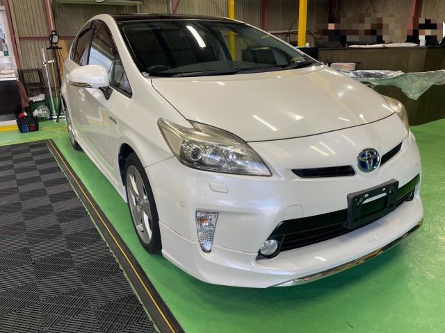 トヨタ　30プリウス 　スモークフィルム　施工　ZVW30【岡山県岡山市　東区・中区・北区・赤磐市・瀬戸内市で持込でのタイヤ交換・ドライブレコーダー・ナビ等のパーツ取付・カスタムの事ならエヌアンドエスオートへお任せ】下さい！】