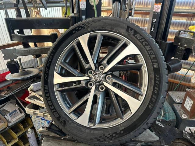 トヨタ　カローラクロス　タイヤ4本　交換　ZVG11【岡山県岡山市　東区・中区・北区・赤磐市・瀬戸内市で持込でのタイヤ交換・ドライブレコーダー・ナビ等のパーツ取付・カスタムの事ならエヌアンドエスオートへお任せ】下さい！】