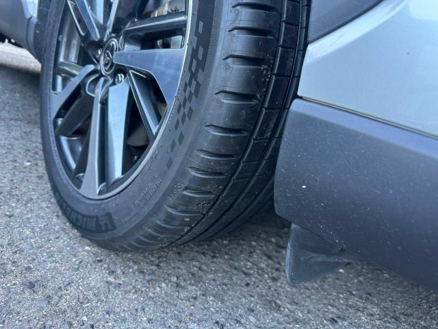 トヨタ　カローラクロス　タイヤ4本　交換　ZVG11【岡山県岡山市　東区・中区・北区・赤磐市・瀬戸内市で持込でのタイヤ交換・ドライブレコーダー・ナビ等のパーツ取付・カスタムの事ならエヌアンドエスオートへお任せ】下さい！】