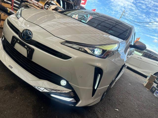 トヨタ　50プリウス　外装品パーツ取付　取外し　ZVW51【岡山県岡山市　東区・中区・北区・赤磐市・瀬戸内市で持込でのタイヤ交換・ドライブレコーダー・ナビ等のパーツ取付・カスタムの事ならエヌアンドエスオートへお任せ】下さい！】