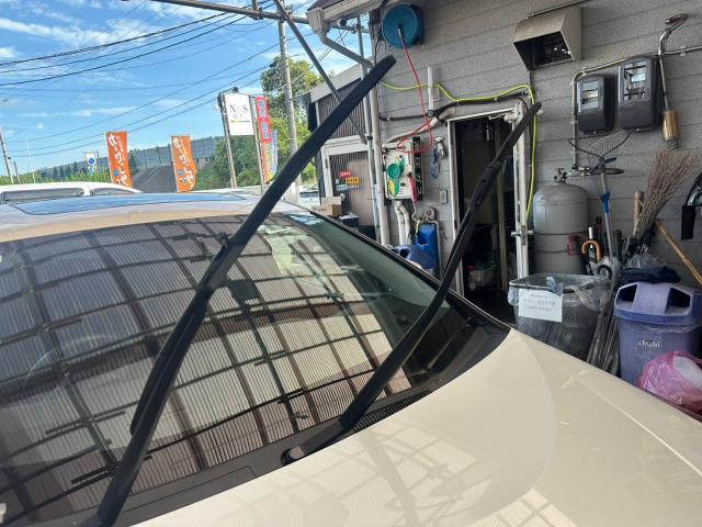 トヨタ　50プリウス　納車前点検　ZVW51【岡山県岡山市　東区・中区・北区・赤磐市・瀬戸内市で持込でのタイヤ交換・ドライブレコーダー・ナビ等のパーツ取付・カスタムの事ならエヌアンドエスオートへお任せ】下さい！】