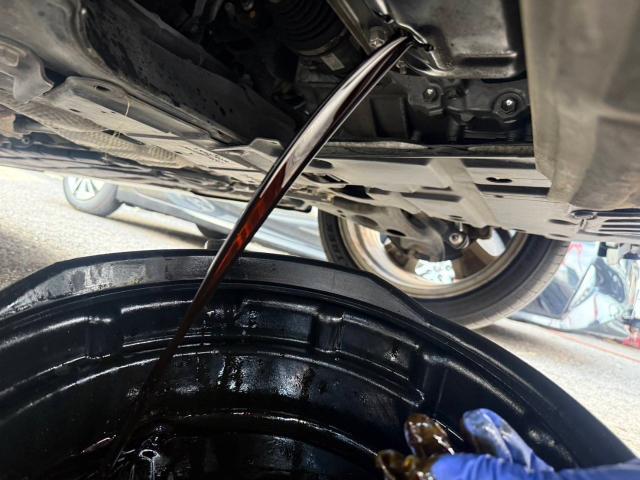 トヨタ　30プリウス　納車前点検　ZVW30【岡山県岡山市　東区・中区・北区・赤磐市・瀬戸内市で持込でのタイヤ交換・ドライブレコーダー・ナビ等のパーツ取付・カスタムの事ならエヌアンドエスオートへお任せ】下さい！】