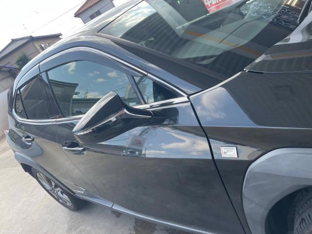 レクサス　ＵＸ　右ミラー　交換　MZAH10【岡山県岡山市　東区・中区・北区・赤磐市・瀬戸内市で持込でのタイヤ交換・ドライブレコーダー・ナビ等のパーツ取付・カスタムの事ならエヌアンドエスオートへお任せ】下さい！】