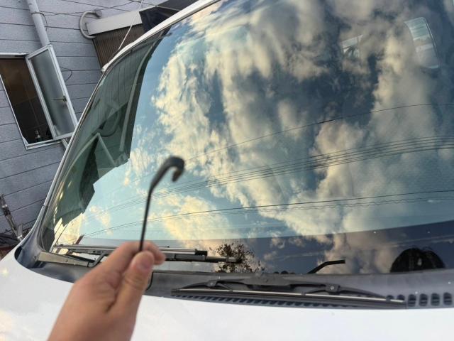 ダイハツ　ハイゼットカーゴ　納車前点検　S321V【岡山県岡山市　東区・中区・北区・赤磐市・瀬戸内市で持込でのタイヤ交換・ドライブレコーダー・ナビ等のパーツ取付・カスタムの事ならエヌアンドエスオートへお任せ】下さい！】