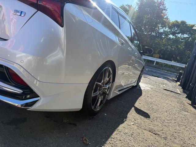 トヨタ　50プリウス　モデリスタエアロ取付　18inホイール交換【岡山県岡山市　東区・中区・北区・赤磐市・瀬戸内市で持込でのタイヤ交換・ドライブレコーダー・ナビ等のパーツ取付・カスタムの事ならエヌアンドエスオートへお任せ】下さい！】