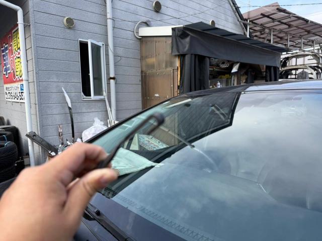 トヨタ　50プリウス　納車前点検　ZVW51【岡山県岡山市　東区・中区・北区・赤磐市・瀬戸内市で持込でのタイヤ交換・ドライブレコーダー・ナビ等のパーツ取付・カスタムの事ならエヌアンドエスオートへお任せ】下さい！】