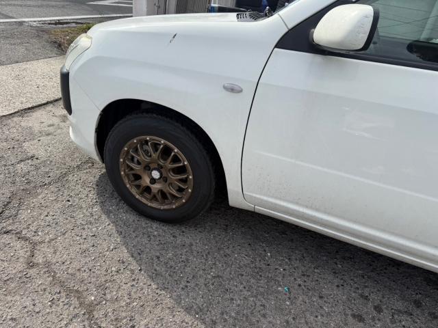 トヨタ　サクシードバン　ノーマルタイヤからスタッドレスタイヤへ交換　NCP160V【岡山県岡山市　東区・中区・北区・赤磐市・瀬戸内市で持込でのタイヤ交換・ドライブレコーダー・ナビ等のパーツ取付・カスタムの事ならエヌアンドエスオートへお任せ】