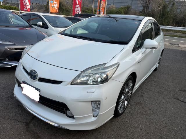 トヨタ　30プリウス　フルエアロ取付、18inホイールへ交換　ZVW30【岡山県岡山市　東区・中区・北区・赤磐市・瀬戸内市で持込でのタイヤ交換・ドライブレコーダー・ナビ等のパーツ取付・カスタムの事ならエヌアンドエスオートへお任せ】下さい！】