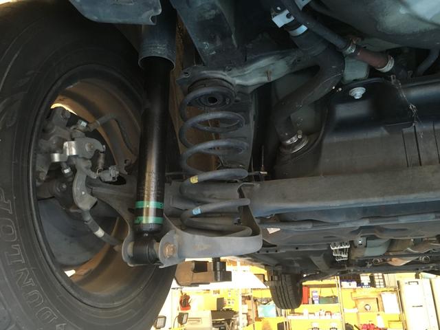 ショックアブソーバー　交換　広島　廿日市　部品交換　故障　点検　整備なら株式会社アイズブレイン　イノテック広島テクニカルセンター