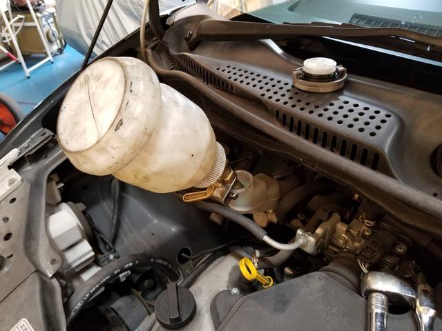 スズキ　ワゴンＲ　リミテッド　ブレーキ　オイル　交換　：広島　廿日市　振動　エンジン　ストップ　動力伝達装置　保安灯　整備　修理なら株式会社アイズブレイン　イノテック広島テクニカルセンター