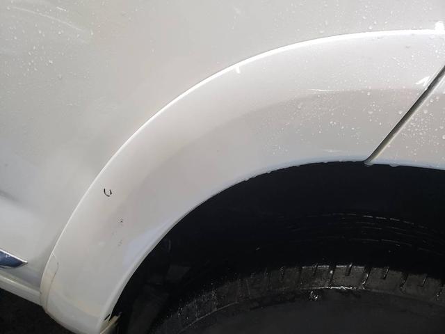 トヨタ　ヴァンガード　傷　磨き　：阿多田　擦った　こすった　ぶつかった　当たった　整備　修理なら株式会社アイズブレイン　イノテック広島テクニカルセンター