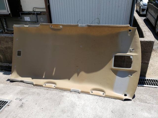 マツダ　ＡＺワゴン　天井　ヤニ汚れ　洗浄　：広島市　廿日市市　佐伯区　タバコ　臭い　色　修理なら株式会社アイズブレイン　イノテック広島テクニカルセンター