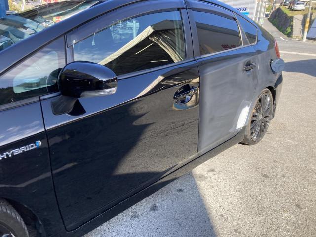 トヨタ　プリウス　キズ・へこみ直し　板金塗装　廿日市市　広島市　株式会社アイズブレイン　イノテック株式会社