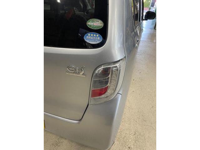 ダイハツ　ミライース　タイヤ脱着