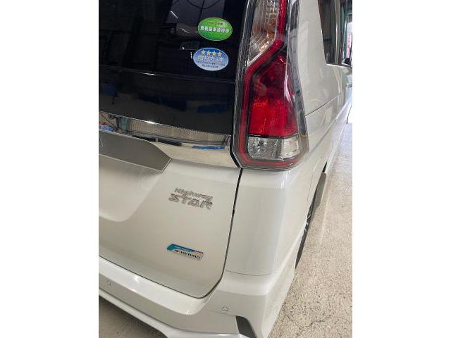 日産　セレナ　タイヤ脱着