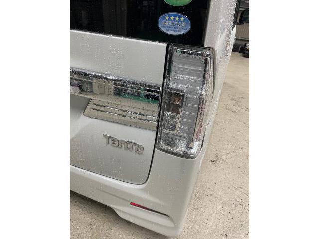 ダイハツ　タント　タイヤ交換