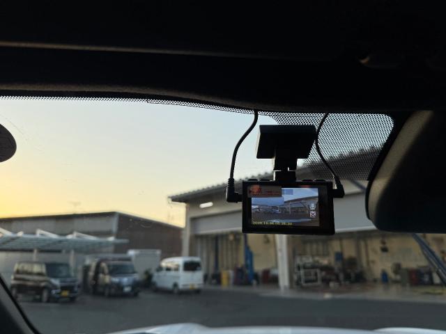 トヨタ　ヤリスクロス　テレビKIT•ドラレコ取付