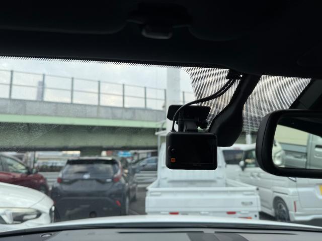 レクサス　ＩＳ　ドラレコ前後取付