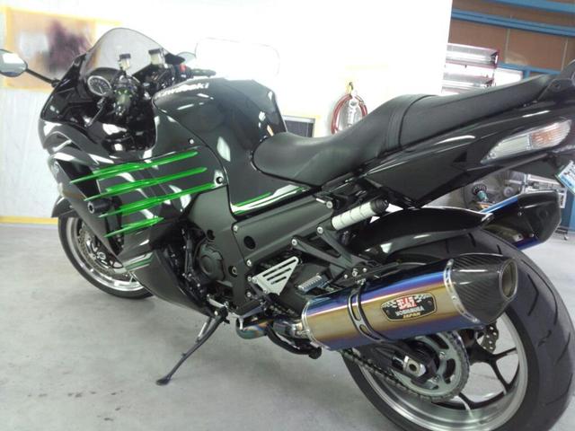 バイクコーティング　クォーツガラスコーティング　クォーツレインダンス　[広島県 広島市 佐伯区 廿日市 で 事故 修理 板金 塗装 ならココノアへ]