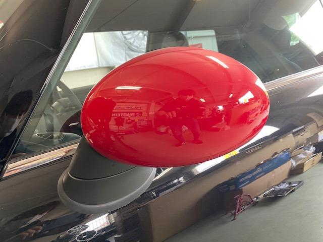 ＭＩＮＩ Ｒ５６ＪＣＷ　ミラーカバー　取付・・・着々と！！【山口県　周南市　タイヤ・ホイール・ナビ・ドライブレコーダー等のパーツ取付・販売をしております！愛車のカスタムや修理等も大歓迎受付中！お気軽に　エスエスクルー　へお問合わせ下さい！】