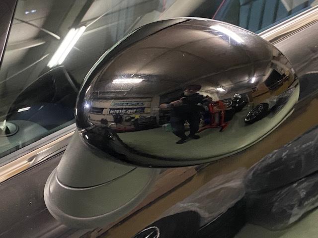 ＭＩＮＩ Ｒ５６ＪＣＷ　ミラーカバー　取付・・・着々と！！【山口県　周南市　タイヤ・ホイール・ナビ・ドライブレコーダー等のパーツ取付・販売をしております！愛車のカスタムや修理等も大歓迎受付中！お気軽に　エスエスクルー　へお問合わせ下さい！】