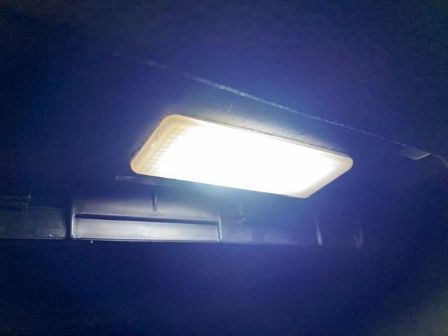 ＭＩＮＩ Ｒ５６ＪＣＷ　ミラーカバー　取付・・・着々と！！【山口県　周南市　タイヤ・ホイール・ナビ・ドライブレコーダー等のパーツ取付・販売をしております！愛車のカスタムや修理等も大歓迎受付中！お気軽に　エスエスクルー　へお問合わせ下さい！】