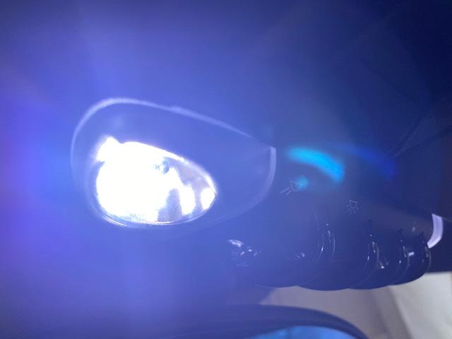 ＭＩＮＩ Ｒ５６ＪＣＷ　ミラーカバー　取付・・・着々と！！【山口県　周南市　タイヤ・ホイール・ナビ・ドライブレコーダー等のパーツ取付・販売をしております！愛車のカスタムや修理等も大歓迎受付中！お気軽に　エスエスクルー　へお問合わせ下さい！】