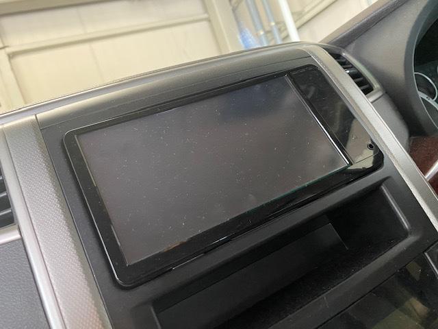 トヨタ　２０ヴェルファイア　ナビ　取付！！【山口県　周南市　タイヤ・ホイール・ナビ・ドライブレコーダー等のパーツ取付・販売をしております！愛車のカスタムや修理等も大歓迎受付中！お気軽に　エスエスクルー　へお問合わせ下さい！】