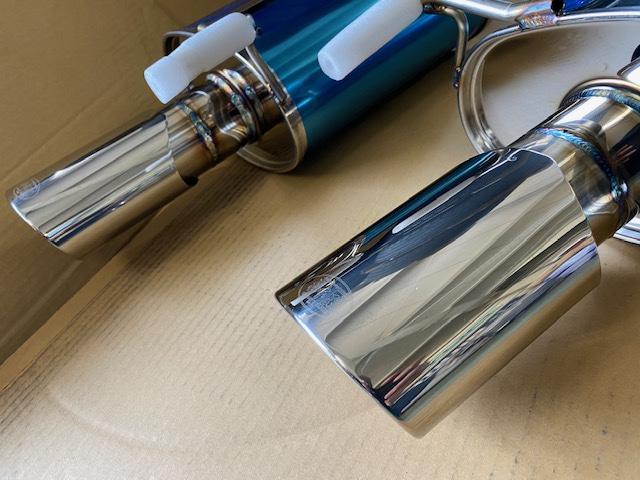 日産　フーガ　マフラー交換【山口県　周南市　タイヤ・ホイール・ナビ・ドライブレコーダー等のパーツ取付・販売をしております！愛車のカスタムや修理等も大歓迎受付中！お気軽に　エスエスクルー　へお問合わせ下さい！】