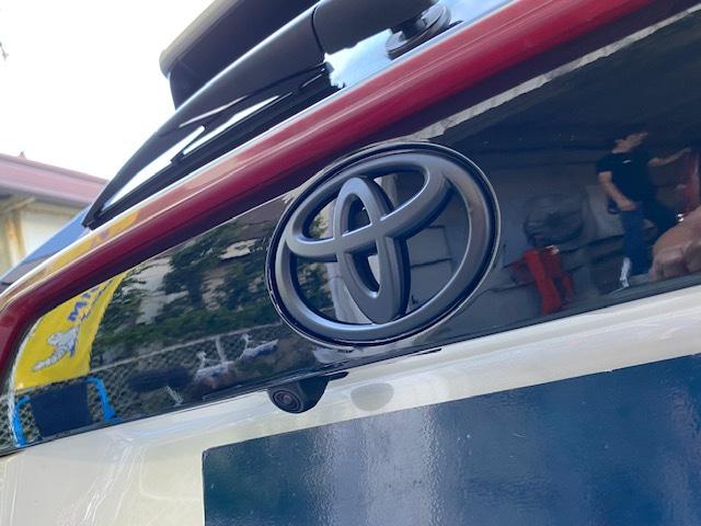 トヨタ　ＲＡＶ４　リアガーニッシュ　取付【山口県　周南市　タイヤ・ホイール・ナビ・ドライブレコーダー等のパーツ取付・販売をしております！愛車のカスタムや修理等も大歓迎受付中！お気軽に　エスエスクルー　へお問合わせ下さい！】
