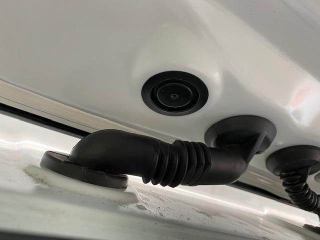 トヨタ　ＲＡＶ４　リアガーニッシュ　取付【山口県　周南市　タイヤ・ホイール・ナビ・ドライブレコーダー等のパーツ取付・販売をしております！愛車のカスタムや修理等も大歓迎受付中！お気軽に　エスエスクルー　へお問合わせ下さい！】