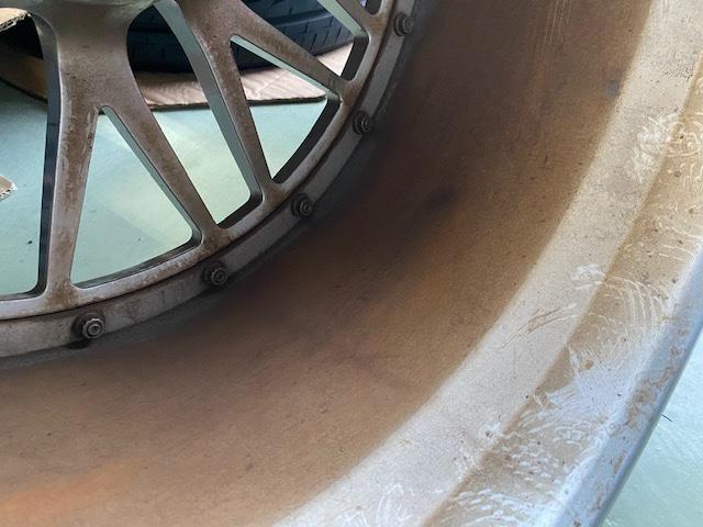 トヨタ　クラウン　タイヤ交換　【山口県　周南市　タイヤ・ホイール・ナビ・ドライブレコーダー等のパーツ取付・販売をしております！愛車のカスタムや修理等も大歓迎受付中！お気軽に　エスエスクルー　へお問合わせ下さい！】