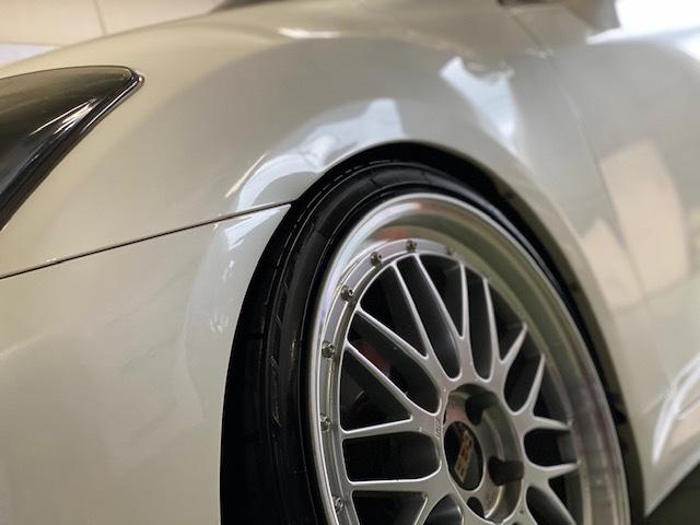 トヨタ　クラウン　タイヤ交換　【山口県　周南市　タイヤ・ホイール・ナビ・ドライブレコーダー等のパーツ取付・販売をしております！愛車のカスタムや修理等も大歓迎受付中！お気軽に　エスエスクルー　へお問合わせ下さい！】