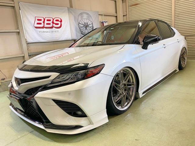 70カムリハイブリッド　ホイール　取付【山口県　周南市　タイヤ・ホイール・ナビ・ドライブレコーダー等のパーツ取付・販売をしております！愛車のカスタムや修理等も大歓迎受付中！お気軽に　エスエスクルー　へお問合わせ下さい！】