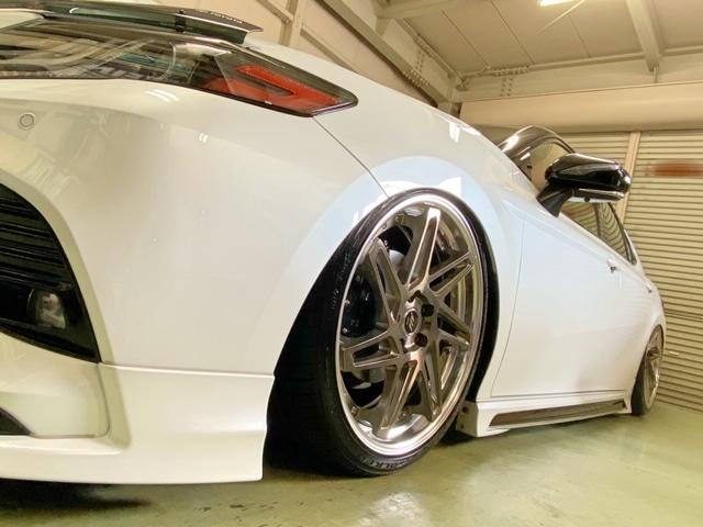 70カムリハイブリッド　ホイール　取付【山口県　周南市　タイヤ・ホイール・ナビ・ドライブレコーダー等のパーツ取付・販売をしております！愛車のカスタムや修理等も大歓迎受付中！お気軽に　エスエスクルー　へお問合わせ下さい！】