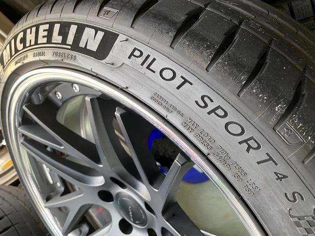 中古ホイール情報 19インチのWORKグノーシスCVX 中古ホイール情報 19インチのWORKグノーシスCVX