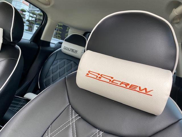 MINI　クロスオーバー　ネックパッド【山口県　周南市　タイヤ・ホイール・ナビ・ドライブレコーダー等のパーツ取付・販売をしております！愛車のカスタムや修理等も大歓迎受付中！お気軽に　エスエスクルー　へお問合わせ下さい！】