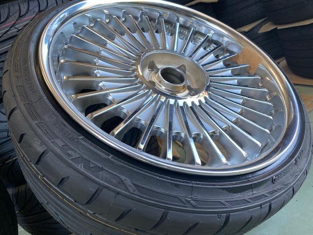 トヨタ　クラウン　タイヤ　交換【山口県　周南市　タイヤ・ホイール・ナビ・ドライブレコーダー等のパーツ取付・販売をしております！愛車のカスタムや修理等も大歓迎受付中！お気軽に　エスエスクルー　へお問合わせ下さい！】