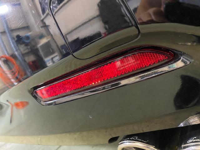トヨタ　アルファード　リアバンパ―ＬＥＤリフレクター　取付【山口県　周南市　タイヤ・ホイール・ナビ・ドライブレコーダー等のパーツ取付・販売をしております！愛車のカスタムや修理等も大歓迎受付中！お気軽に　エスエスクルー　へお問合わせ下さい！】