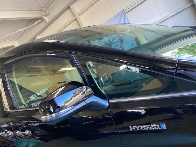 トヨタ　アルファード　リアバンパ―ＬＥＤリフレクター　取付【山口県　周南市　タイヤ・ホイール・ナビ・ドライブレコーダー等のパーツ取付・販売をしております！愛車のカスタムや修理等も大歓迎受付中！お気軽に　エスエスクルー　へお問合わせ下さい！】