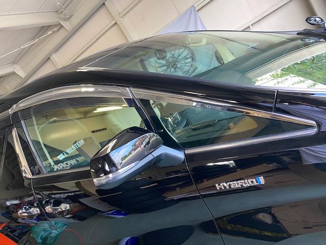 トヨタ　アルファード　リアバンパ―ＬＥＤリフレクター　取付【山口県　周南市　タイヤ・ホイール・ナビ・ドライブレコーダー等のパーツ取付・販売をしております！愛車のカスタムや修理等も大歓迎受付中！お気軽に　エスエスクルー　へお問合わせ下さい！】