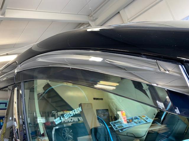 トヨタ　アルファード　リアバンパ―ＬＥＤリフレクター　取付【山口県　周南市　タイヤ・ホイール・ナビ・ドライブレコーダー等のパーツ取付・販売をしております！愛車のカスタムや修理等も大歓迎受付中！お気軽に　エスエスクルー　へお問合わせ下さい！】