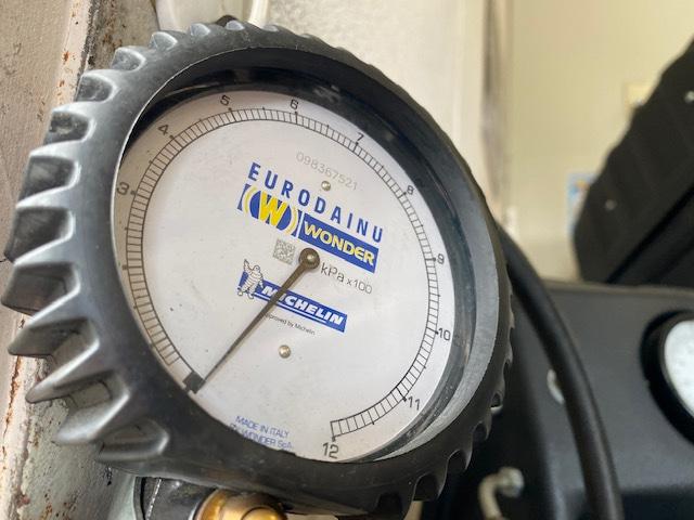 日曜日！【山口県　周南市　タイヤ・ホイール・ナビ・ドライブレコーダー等のパーツ取付・販売をしております！愛車のカスタムや修理等も大歓迎受付中！お気軽に　エスエスクルー　へお問合わせ下さい！】