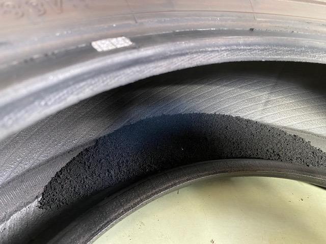 パンク！【山口県　周南市　タイヤ・ホイール・ナビ・ドライブレコーダー等のパーツ取付・販売をしております！愛車のカスタムや修理等も大歓迎受付中！お気軽に　エスエスクルー　へお問合わせ下さい！】