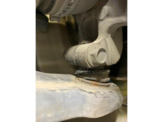 ロアアームジョイントブーツ交換　コルト（Z21A）