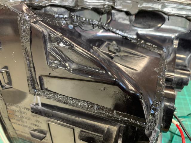 50プリウス  他社様加工テールライト修理